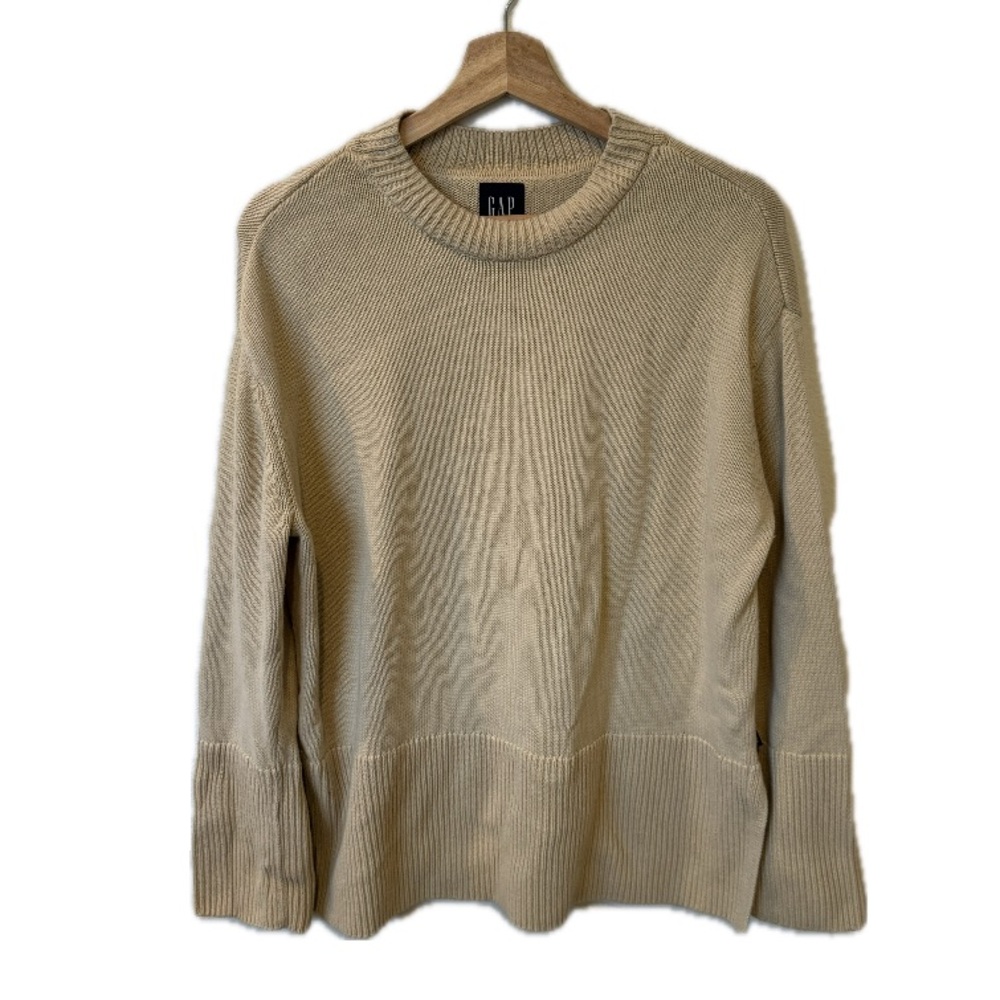 Gap Sweater
